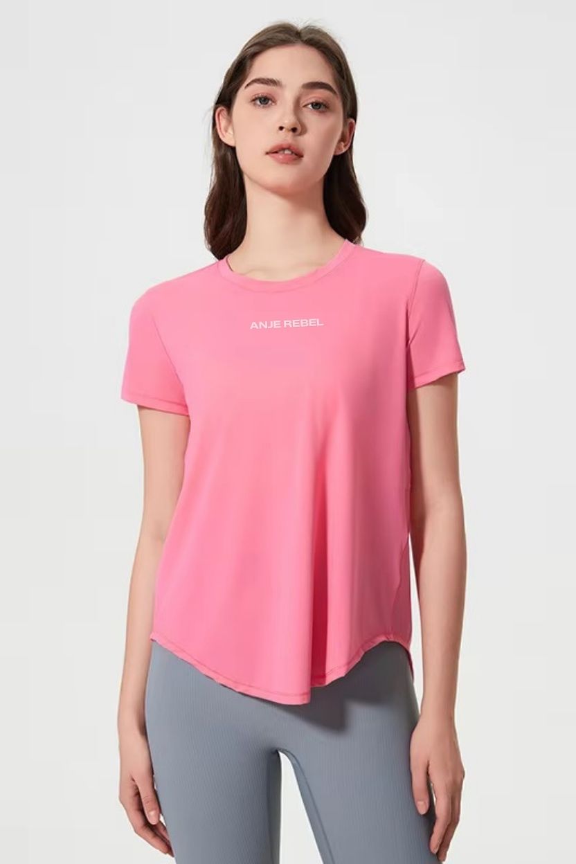 Versatile Relaxed-Fit Yoga Blouse ANJE REBEL