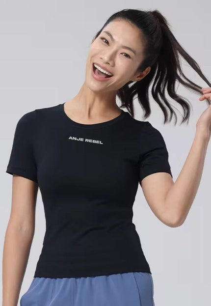 SlimFit Women Gym Shirt ANJE REBEL