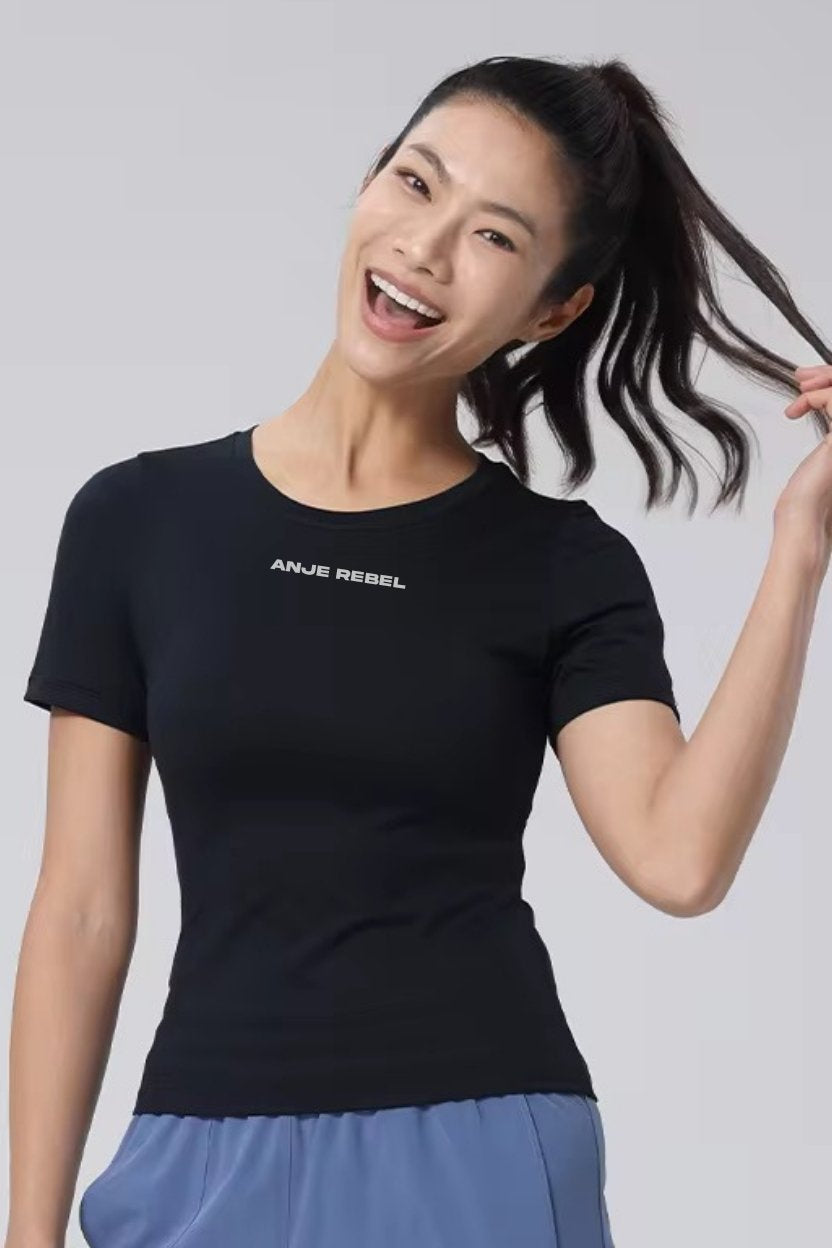 SlimFit Women Gym Shirt ANJE REBEL