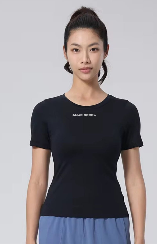 SlimFit Women Gym Shirt ANJE REBEL