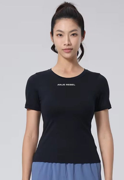 SlimFit Women Gym Shirt ANJE REBEL