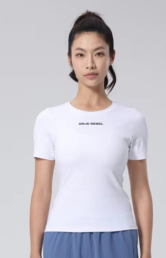 SlimFit Women Gym Shirt ANJE REBEL
