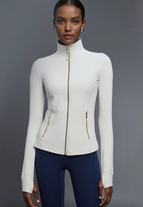 AR White / Small
