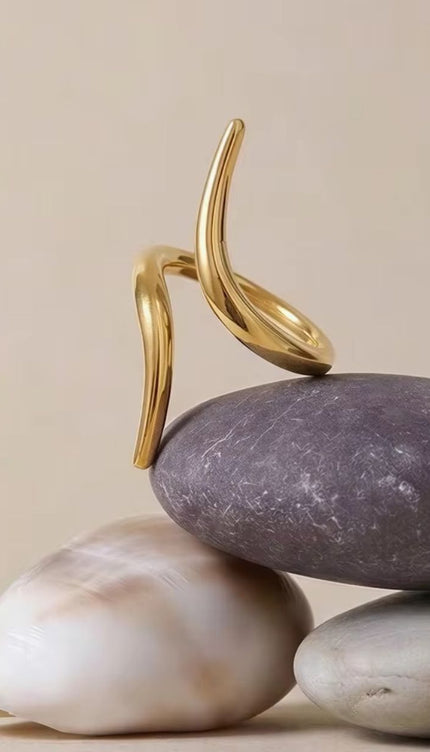 Singular Spiral Handmade Ring ANJE REBEL