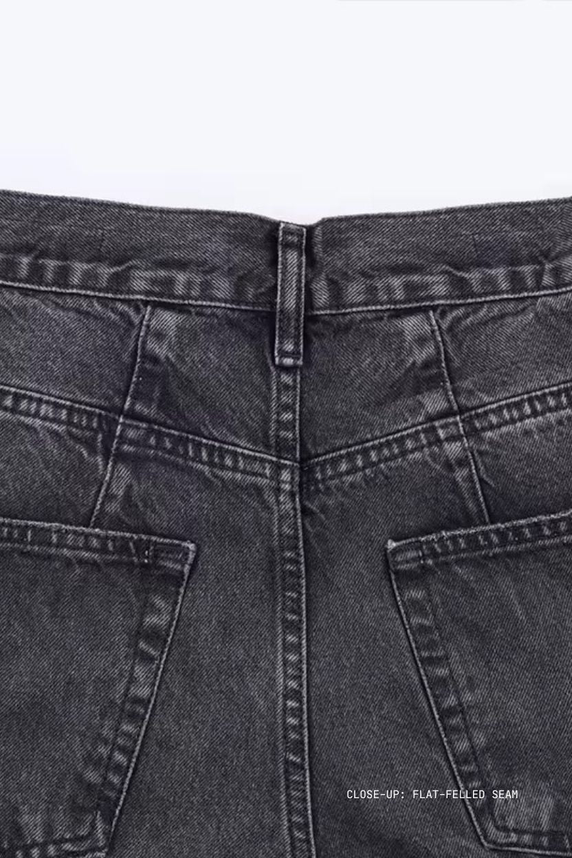 Stone-Washed Barrel Jeans