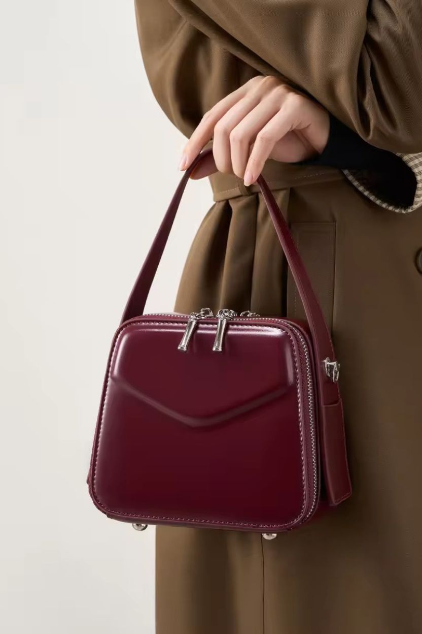 𝚂𝚊𝚌 à 𝚖𝚊𝚒𝚗 𝙼𝚊𝚛𝚒𝚕𝚢𝚗 𝚜𝚊𝚜𝚑 - ANJE REBEL