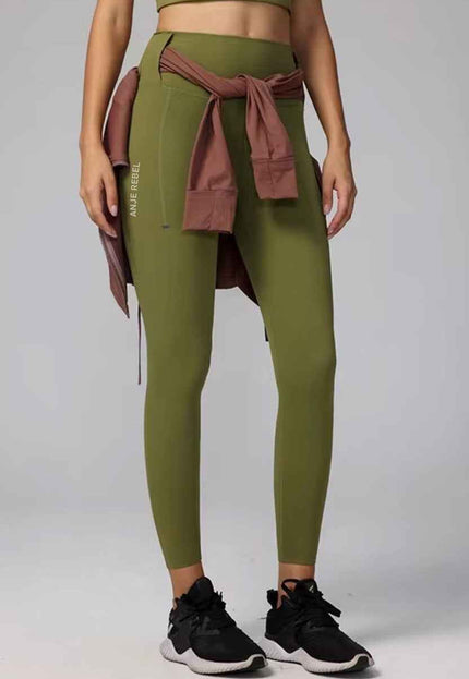Functional “Belt-Hook” Hugging Leggings