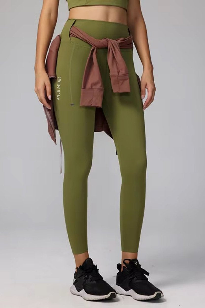 Functional “Belt-Hook” Hugging Leggings ANJE REBEL