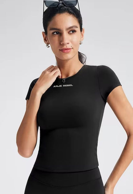 Sweatwicking Women’s Gym Shirt ANJE REBEL