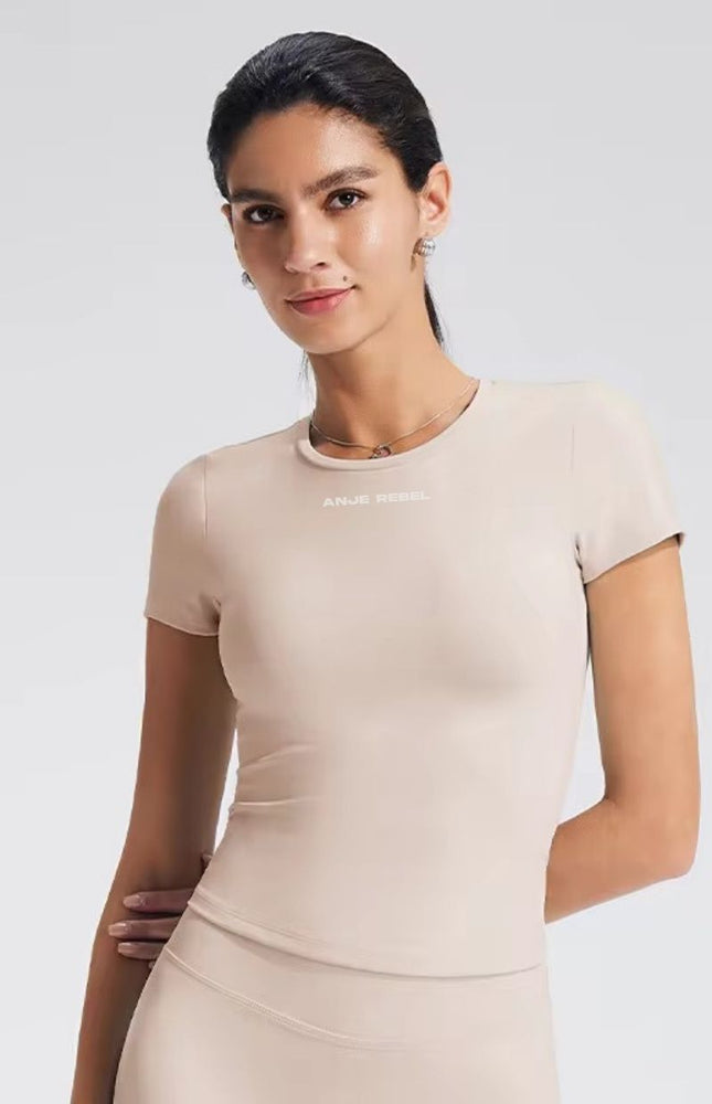 Sweatwicking Women’s Gym Shirt ANJE REBEL
