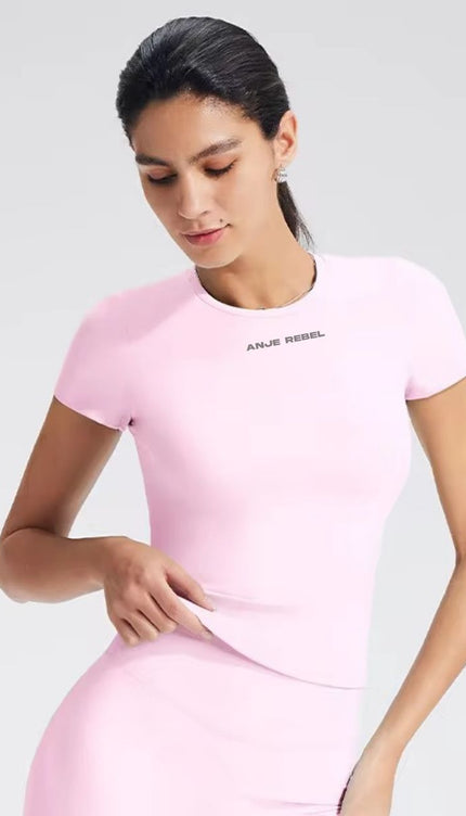 Sweatwicking Women’s Gym Shirt ANJE REBEL