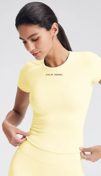 Sweatwicking Women’s Gym Shirt ANJE REBEL