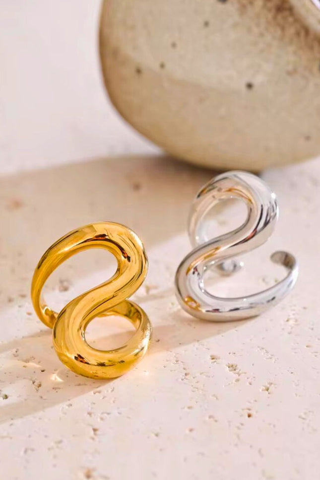 Signature “Infinity” Ring ANJE REBEL