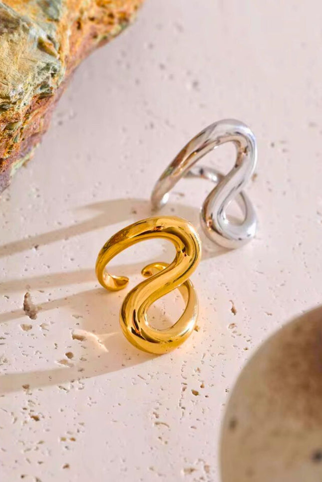 Signature “Infinity” Ring ANJE REBEL