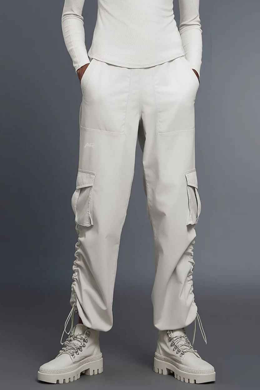 Movement Multi-Pockets Jogger Pants