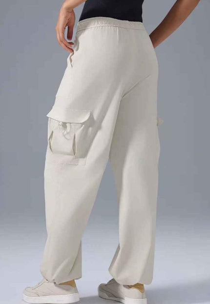 Relaxed-Fit Multi-Pockets Jogger Pants