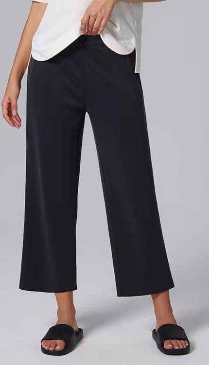 Relaxed-Fit 3/4 Straight-Cut Pants