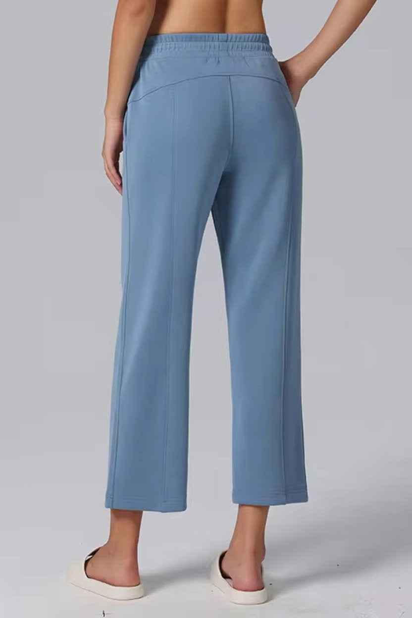 Relaxed-Fit 3/4 Straight-Cut Pants