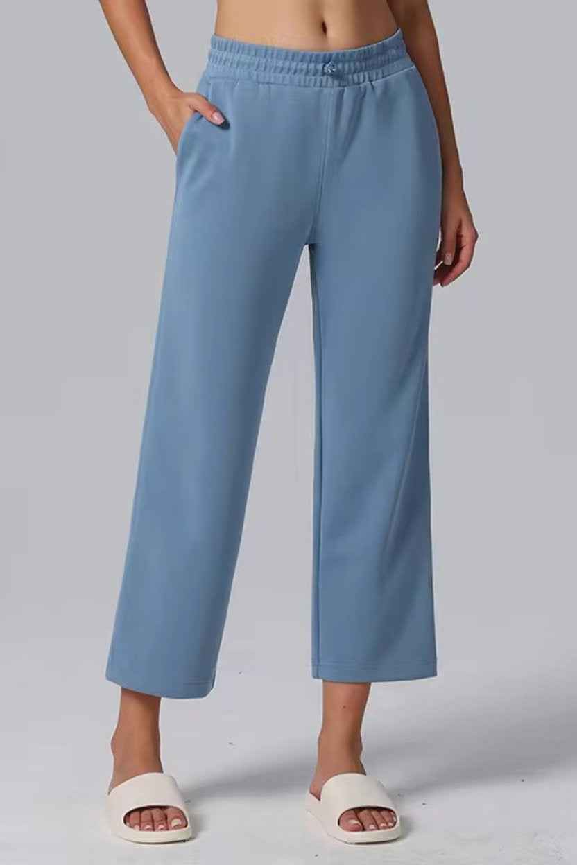 Relaxed-Fit 3/4 Straight-Cut Pants