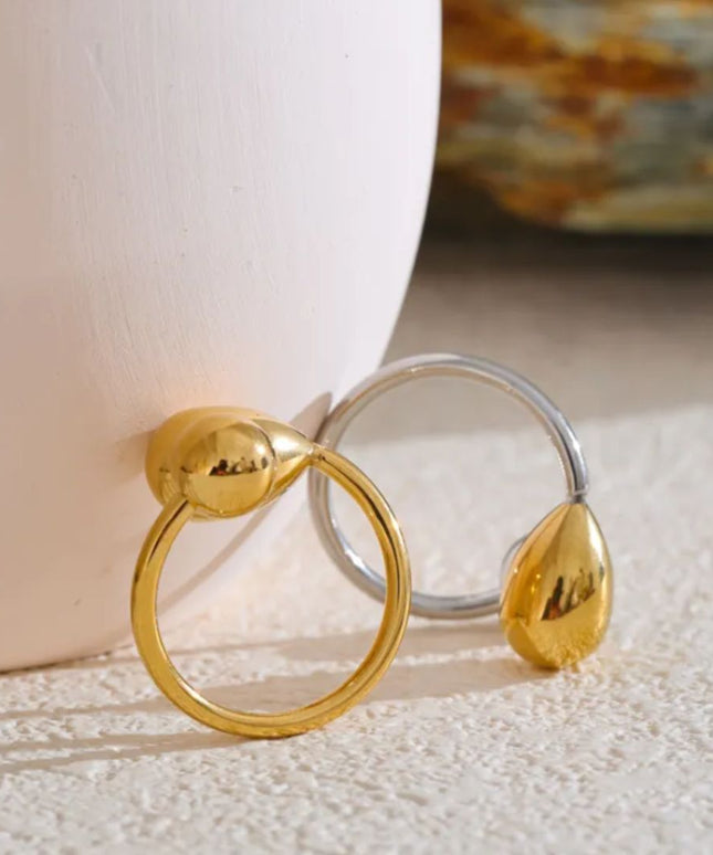 Intertwined Ring ANJE REBEL